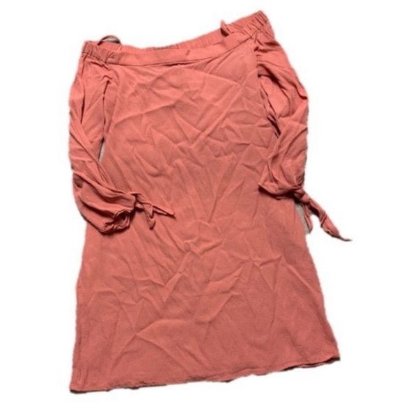 Wayf Off the Shoulder Dress - Picture 1 of 5
